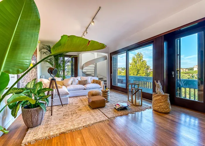 Skylife Art Gallery Loft - Riverfront Art Sanctuary Apartment Rom